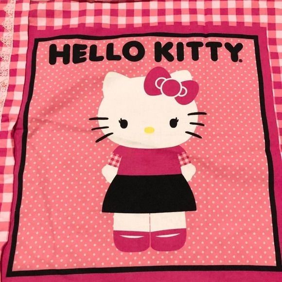 Hello Kitty Pink Checkered Pillowcase  29.5 x 18 Inch Pillow Case - Picture 2 of 16